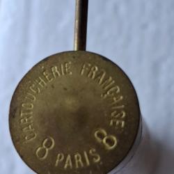 Rare douille cal 8 à broche