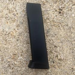 Chargeur V2 pour Taurus PT24/7 (KWC / Cybergun) CO2.