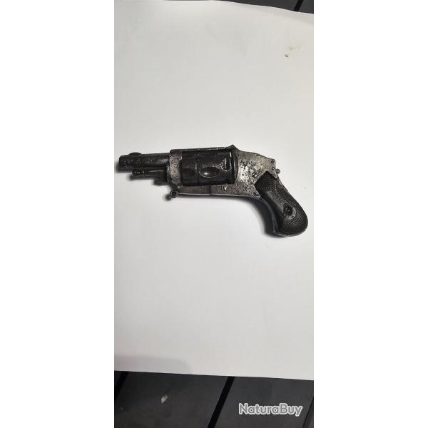REVOLVER VELODOG