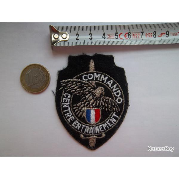 cusson militaire centre entrainement commando insigne collection