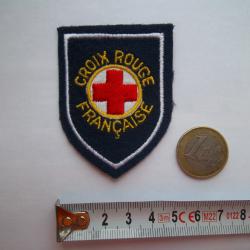 petit écusson croix rouge Francaise insigne collection