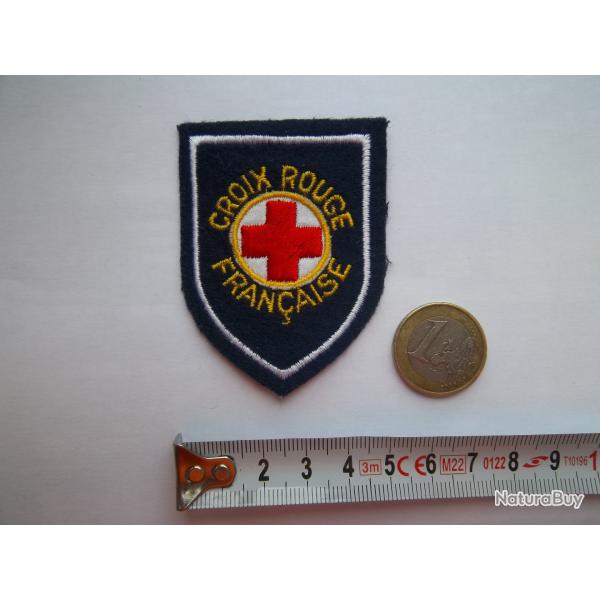 petit cusson croix rouge Francaise insigne collection