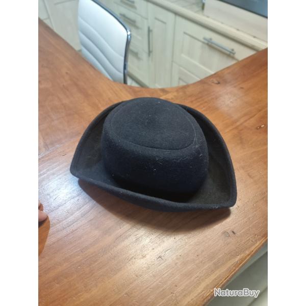 Tricorne