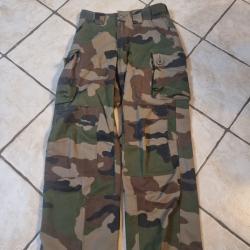 Pantalon militaire