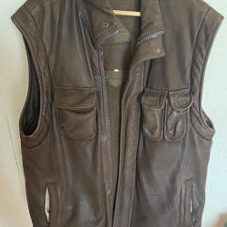 Veste de chasse sans manche en cuir September
