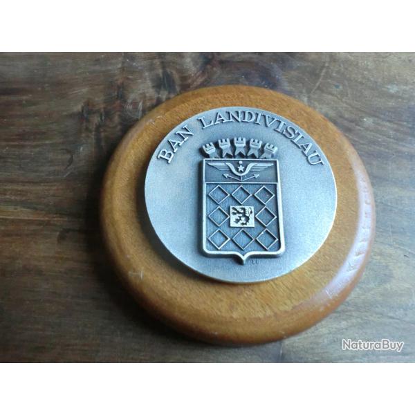 mdaille sur support  aronaval ban landivisiau marine nationale