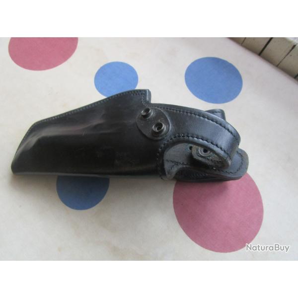 tui en cuir pour pistolet 9mm