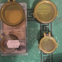 Vend bonnettes marque Bushwacker 2 diamètre 4,2 et deux diamètre 5,4 le lot 50 euros hors frais