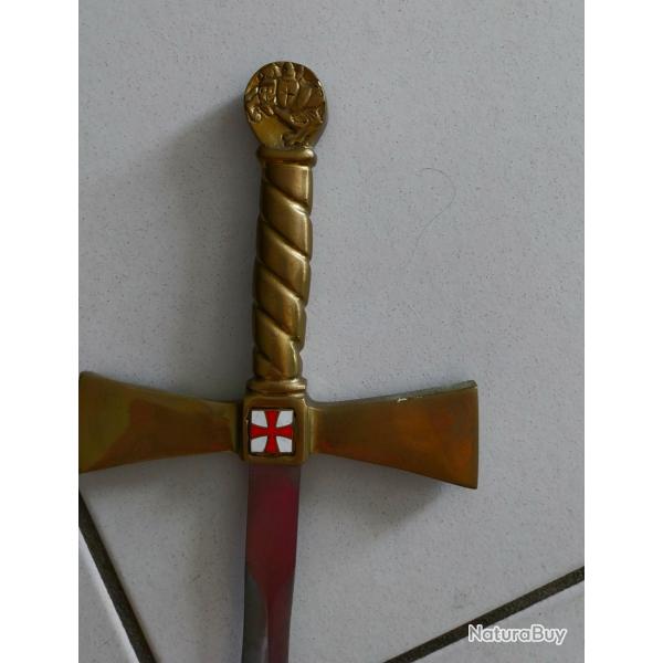 Epee dcorative des templiers