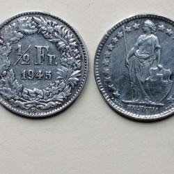 SUISSE = PIECE DE MONNAIE DE 1/2 FRANC DE 1945 EN ARGENT