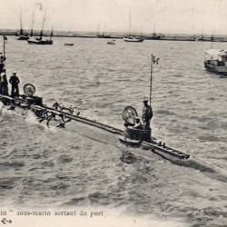 CPA -MARINE DE GUERRE - Le Sous-Marin  Le " Lutin "  N°1457