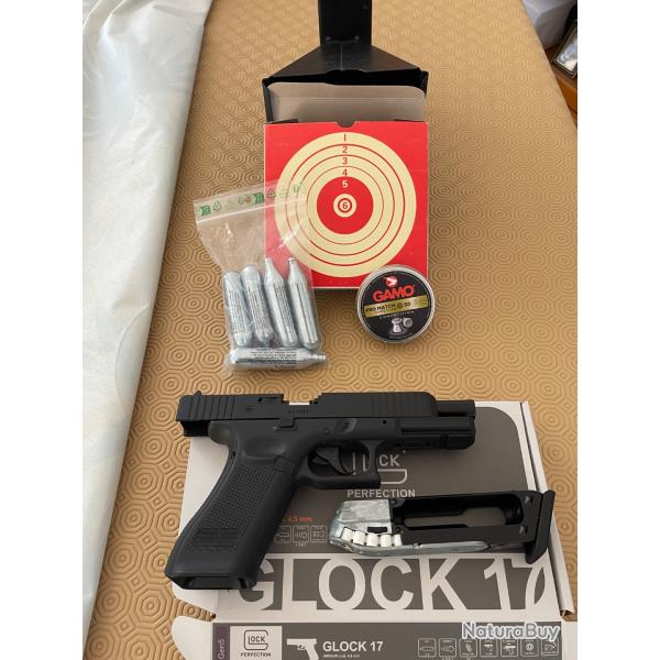 Kit Glock 17 umarex  plombs 4,5 blowback : porte cibles, 100 cibles, 500 plombs, 5 cartouches CO2