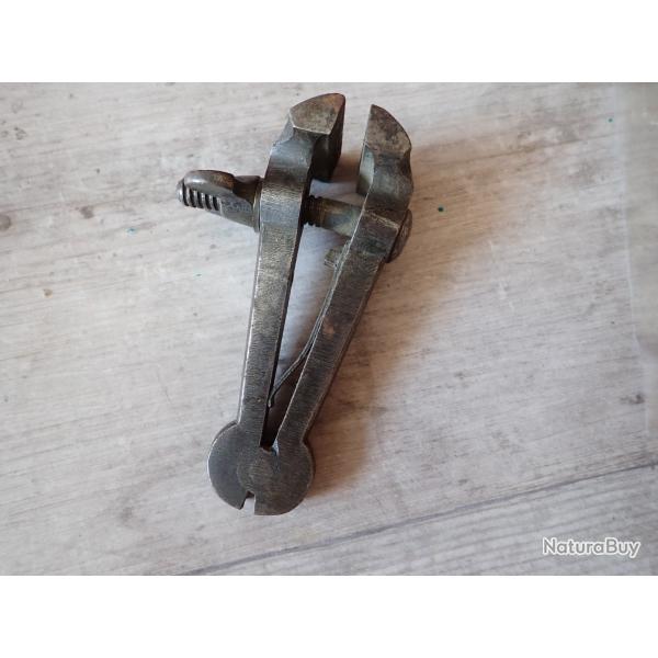 Etau  main pour complter trousse armurier suisse