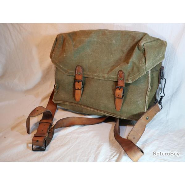 ARME FRANAISE - sacoche MUSETTE PORTE CHARGEURS 2429 avec sa sangle REV25SAC001