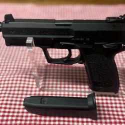 Vente flash ! Pistolet - H&K - USP TACTICAL - 9MM - SA/DA - NOIR - 15 CPS - 2 CHARGEURS - HK223541