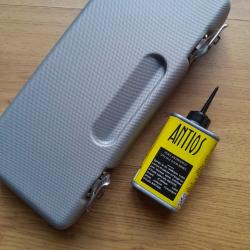 Coffret nettoyage  cal 12  + huile.