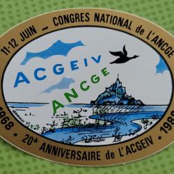 Ancien Autocollant association de chasse , gibier d'eau , mont saint michel , ANCGE