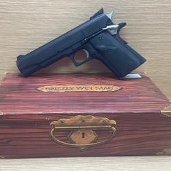 Pistolet grizzly 45 win mag