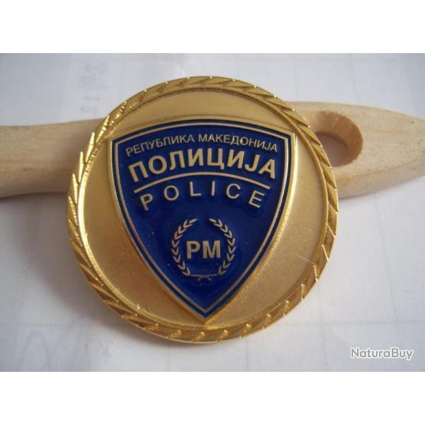 mdaille police  de Macdoine  ou  ancienne rpublique yougoslave  obsolte x