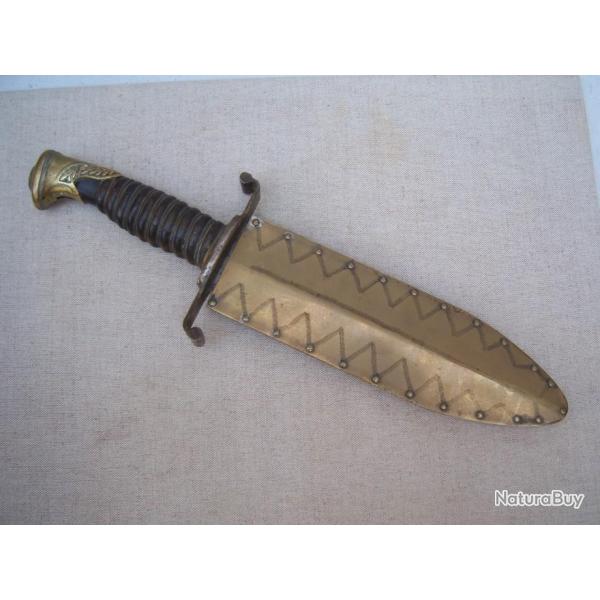 artisanat de tranche poignard couteau dague  WW1 Trench Art 1914  sur une base de sabre knife