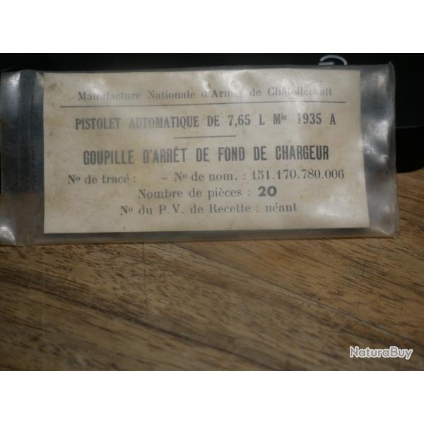 Sachet de 20 goupilles d'arrêt de fond de chargeur de PA 35 S, fabrication Manuf de Chatellerault
