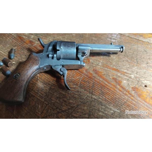 Revolver  broche Ligeois type Lefaucheux calibre 7mm