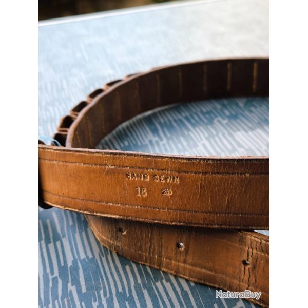 Ceinturon vintage cuir hand sewn (cousu  la main), cal 16, 25 cartouches long 1,10m, 3,8cm large