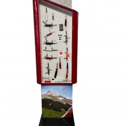 Vitrine pour collectionneur de couteaux