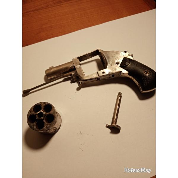 Superbe bulldog nickel 320
