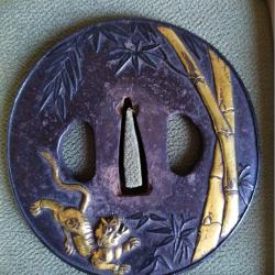RARE Tsuba 2 faces Tigre et Chrysantheme, fer, dorures - Garde katana Edo Japon