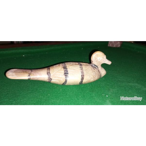 Canard sculpt main en pierre zbre originaire du Kenya