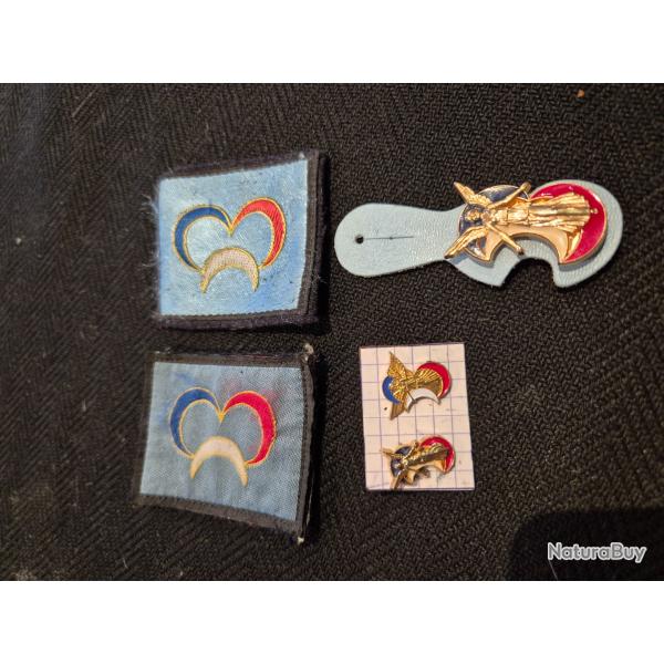 3 DIV / 3 BLB/ 3 DB.Insignes et badges.