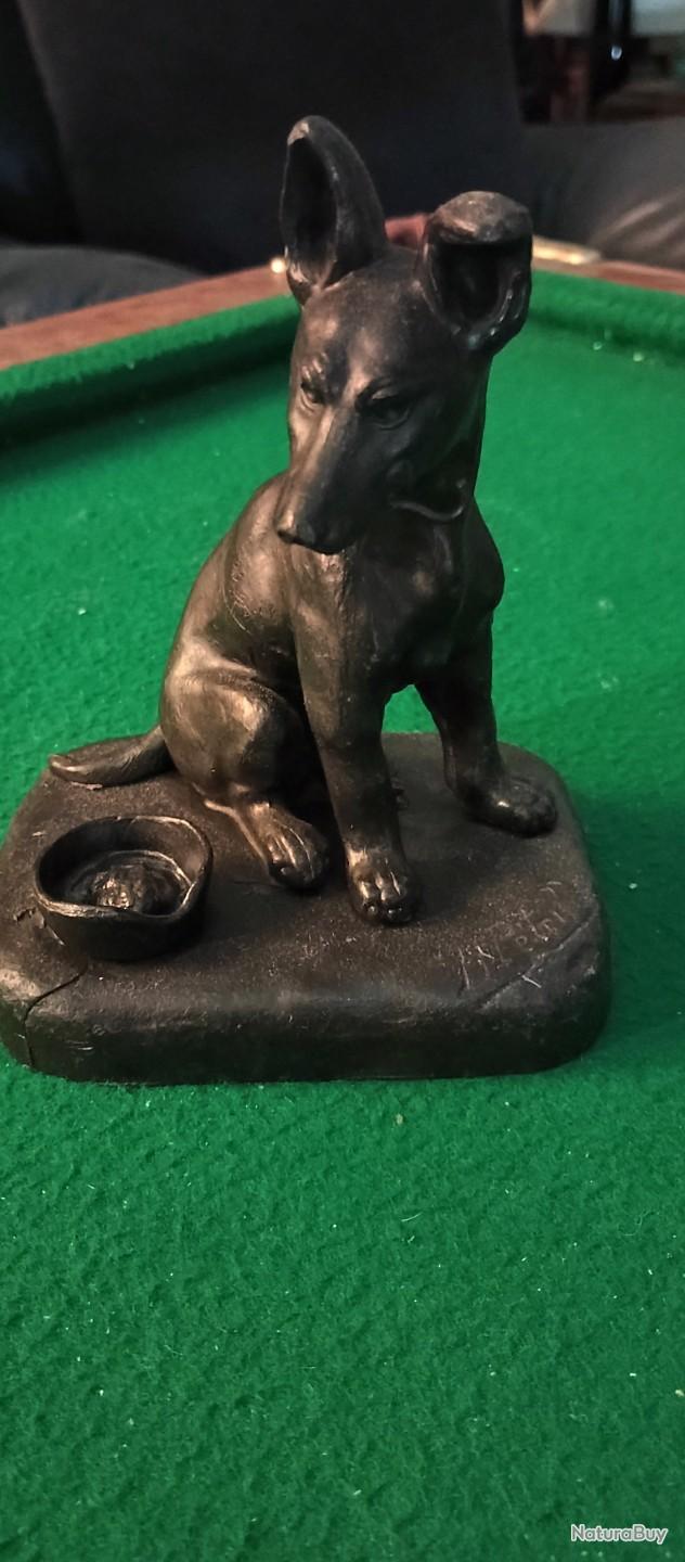 Statuette Régule Gardienne D'oies Alsacienne PC 825 – Art Déco Vintage