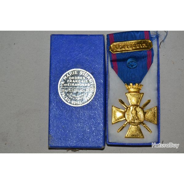 ordre du mrite arverne avec sa barrette et sa boite