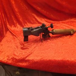 LAMPE FER A SOUDER ANCIEN MARQUE :   SIEVERDI           A ESSENCE MUNIE D'UNE POMPE