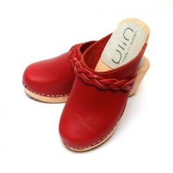 Sabots suédois femme talons hauts fin bois et cuir tannage végétal ou nubuck rouge 38