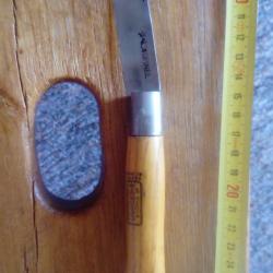 couteau Opinel No: 8 avec croix de Savoie