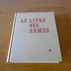 LE LIVRE DES ARMES DE DOMINIQUE VENNER ( pistolets et revolver )
