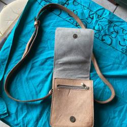 Petite sacoche en cuir pour cartouches ou autres, pas de prix de réserve