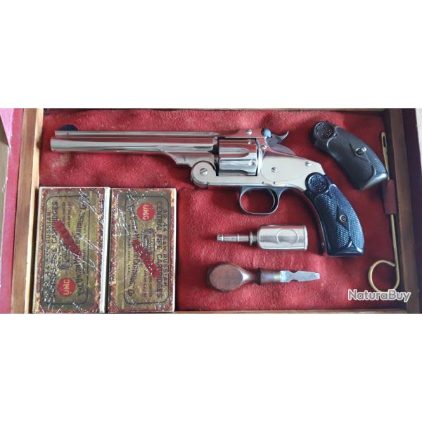 Superbe Smith et Wesson numro 3 44 Russian en coffret chne massif