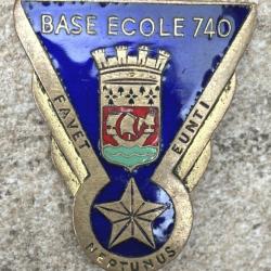 Base Ecole 740, NANTES, émail, dos lisse doré