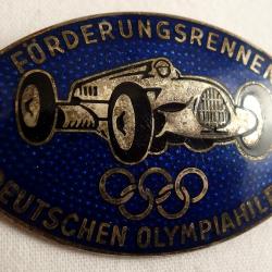 INSIGNE ALLEMAND DE COURS AUTOMIBILE POUR LES JEUX OLYMPIQUES DU BERLIN /III REICH.