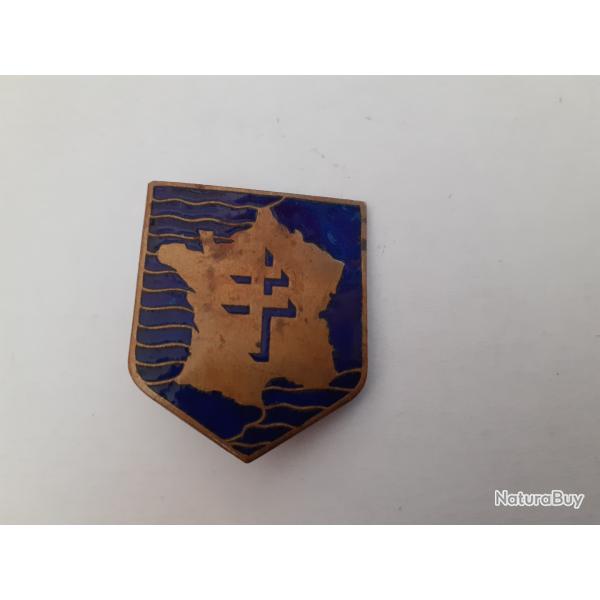 1 insigne Militaire 2e Diivision Blindé Paris AREMAIL