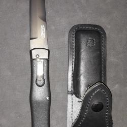 Couteau Automatique Mikov "PREDATOR Black" - N690