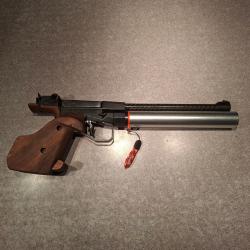Pistolet gaucher air comprimé pcp / feinwerkbau c25 entièrement révisé avec régulateur neuf.