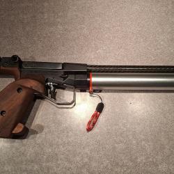 Pistolet gaucher air comprimé pcp / feinwerkbau c25 entièrement révisé avec régulateur neuf.