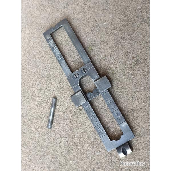 Hausse de fusil Kropatschek portugais modle 1886 et son axe