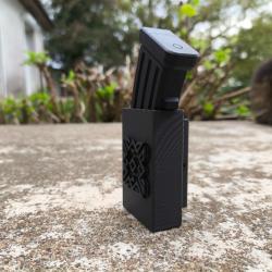 DERYA TM 22 LA Porte chargeur adaptable sur rail picatiny