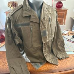 VESTE DE TREILLIS EN BON ETAT