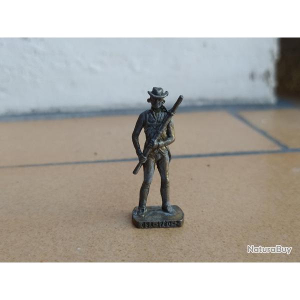 FIGURINE KINDER METAL SOLDAT USA 1780-2 COMBATTANT GUERRE D' INDEPENDANCE